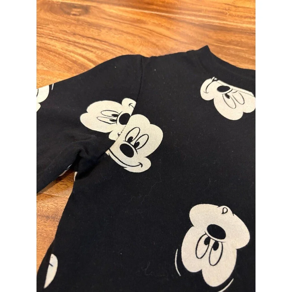 Baby Gap Disney Long Sleeve Shirt, Black Mickey Print, Size 4T